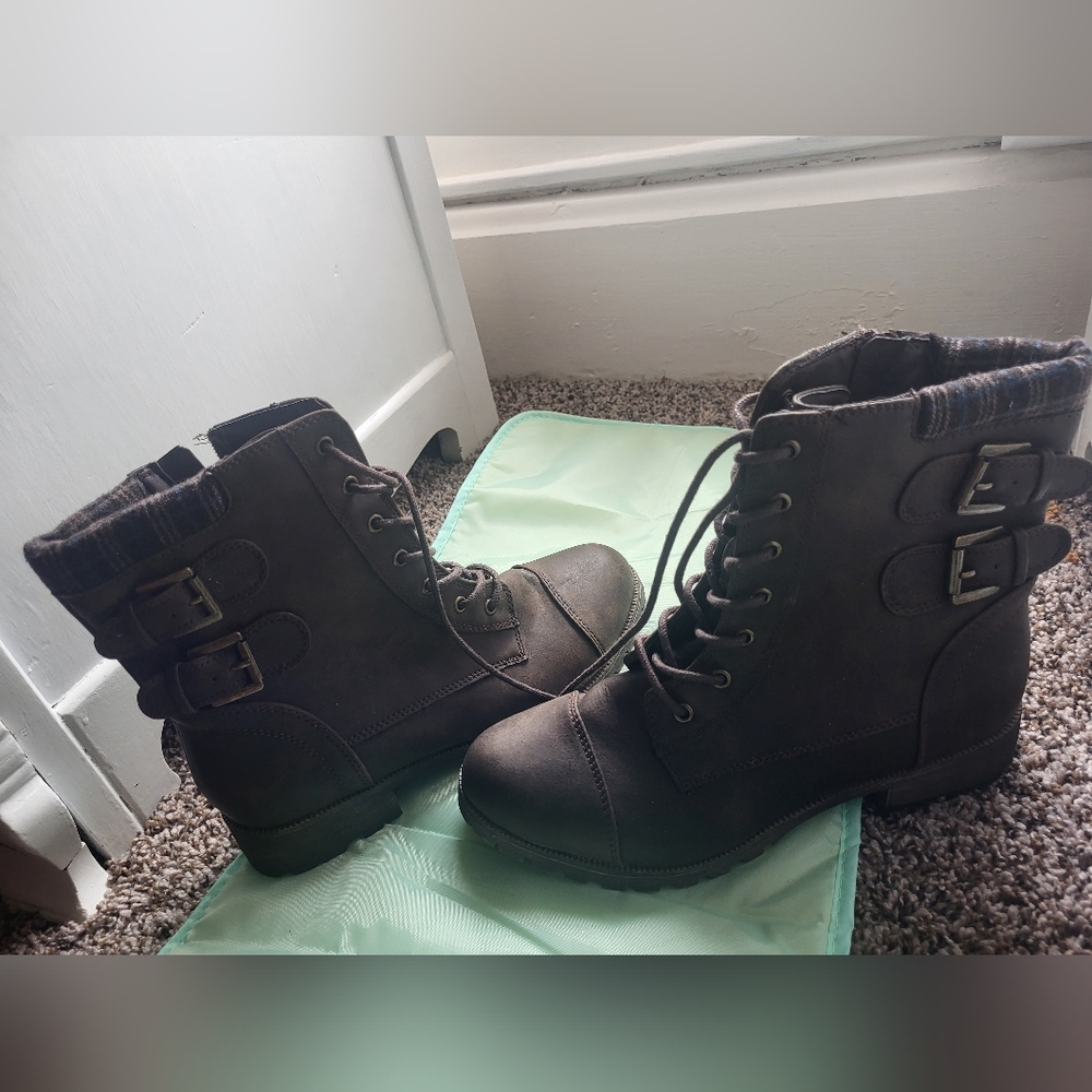 Dark brown boots